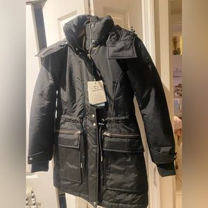 Woolrich size XS super warm and cozy winter coat. Black Orig price $850